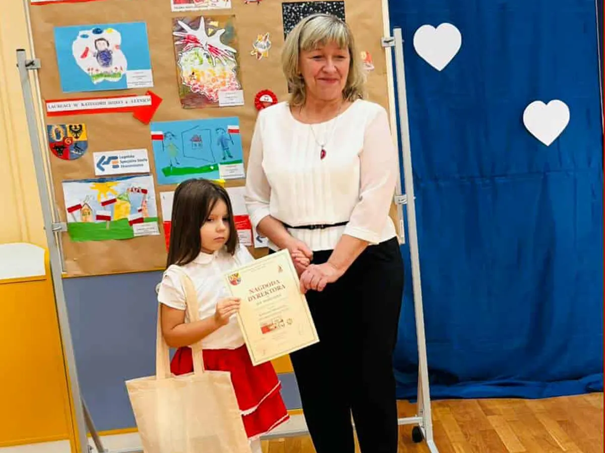  Dziecko z osobą dorosłą