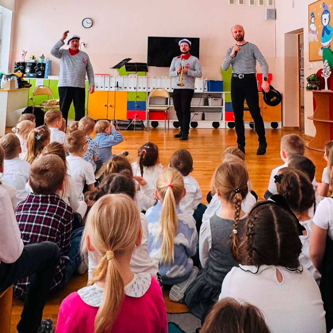  Dzieci i osoby dorosłe